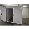 Vriescel 227 x 316 x 226 cm stekker klaar