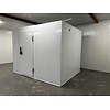 Vriescel 270 x 210 x 220 cm stekker klaar Licht beschadigd
