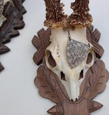 3 x groot REE GEWEI met jacht medaille op bewerkt houten schild