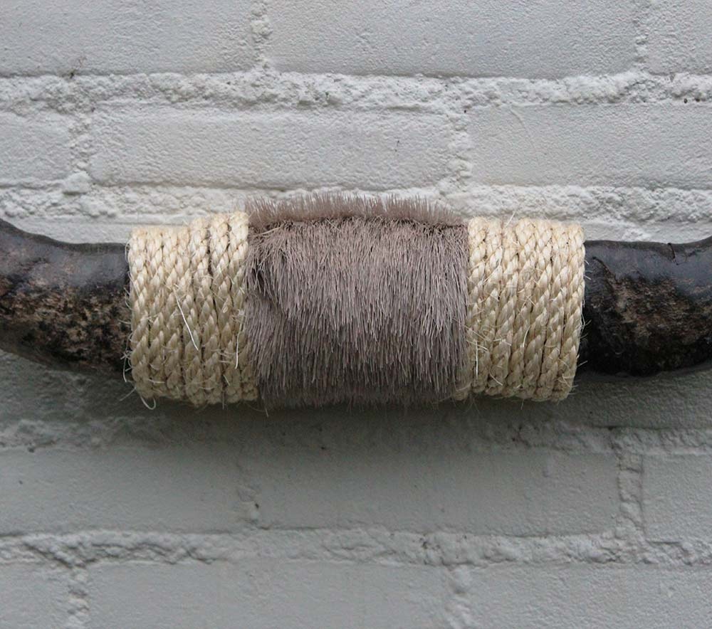 Texas style BULLBAR- 67 cm - afgewerkt met vel en sisaltouw