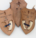 3 x REE GEWEI op houten schild  - met kaakdeeltjes