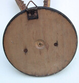 Antiek zesender REE GEWEI op rond zwart houten schild  - rond 1910