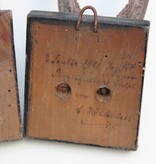 4 x antiek REE GEWEI  op zwart houten schild  - 1901