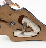 Groot zesender REE GEWEI op houten schild - 416 gr