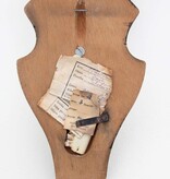 Mooi gepareld zesender REE GEWEI op houten schild