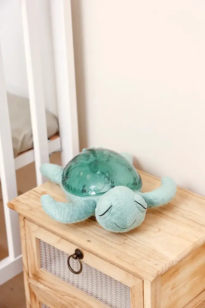 https://cdn.webshopapp.com/shops/284479/files/443347746/1280x1000x3/cloud-b-veilleuse-apaisante-tortue-green-tranquil.jpg