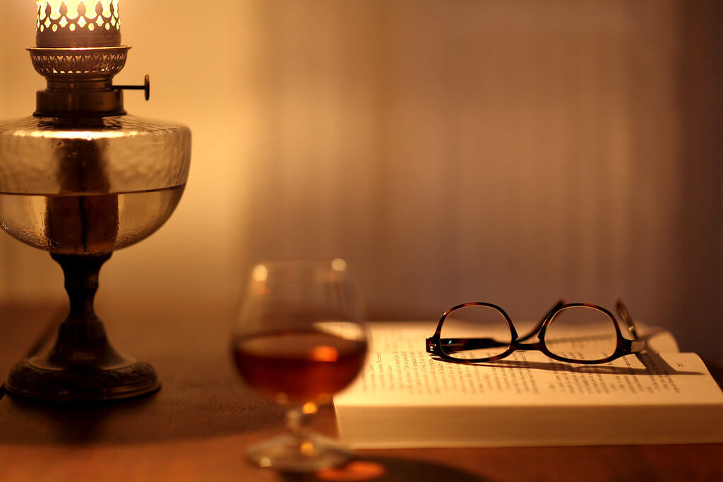 Une lampe à pétrole ancienne