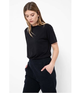 âme Julia Crew Neck T-Shirt Black