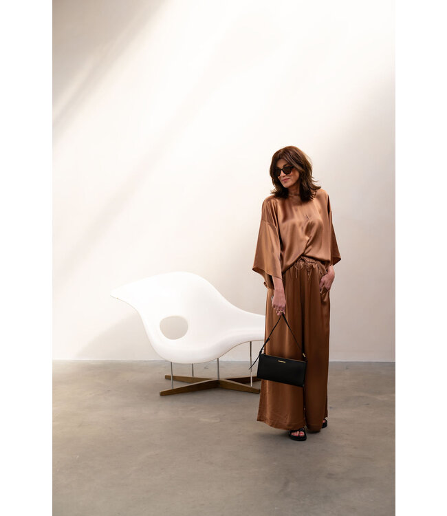 Chique And Flowy Look