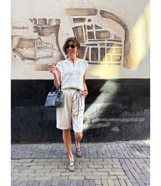 Sophisticated Beige Look