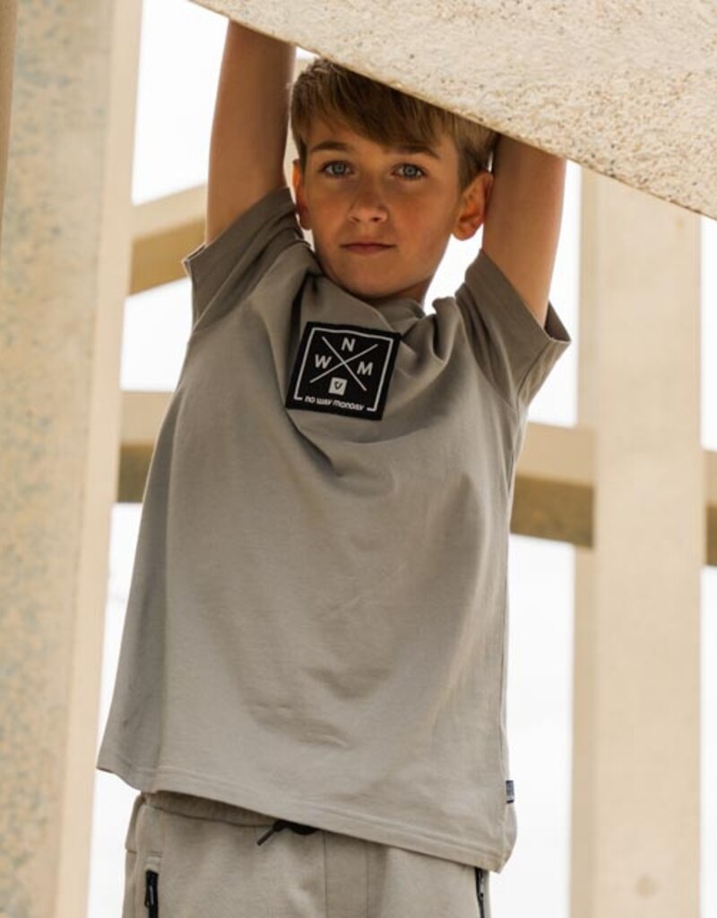 No way Monday R boys faded green