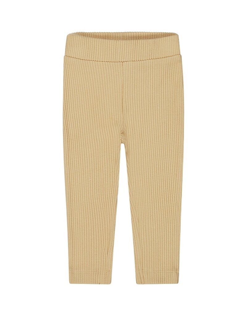 Dirkje Q girls love dark sand