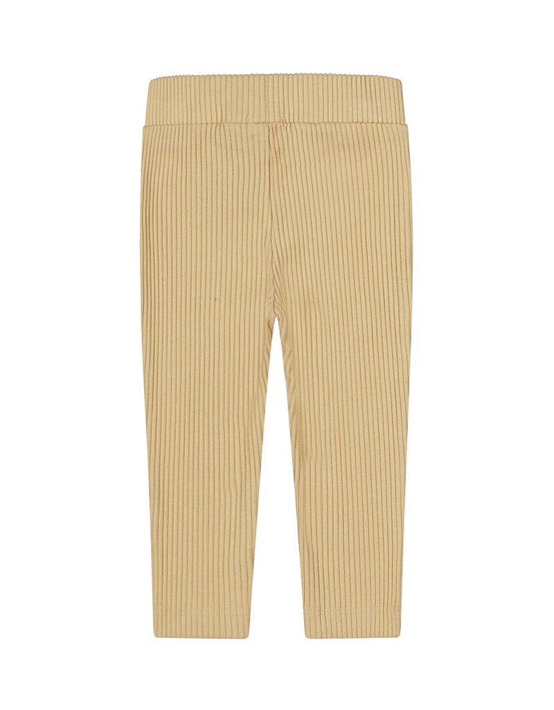 Dirkje Q girls love dark sand