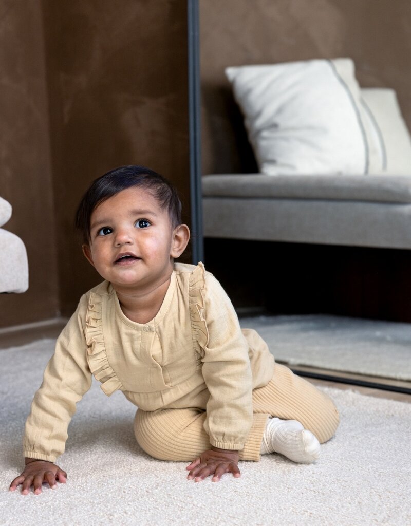 Dirkje Q girls love dark sand