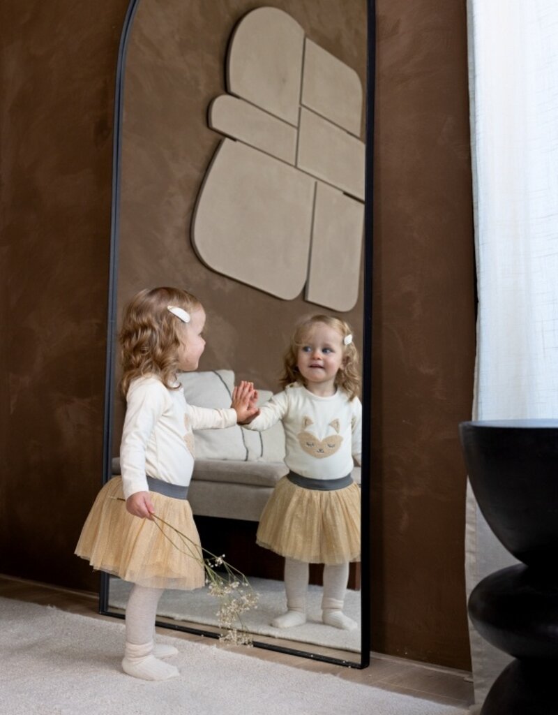 Dirkje Q girls love dark sand