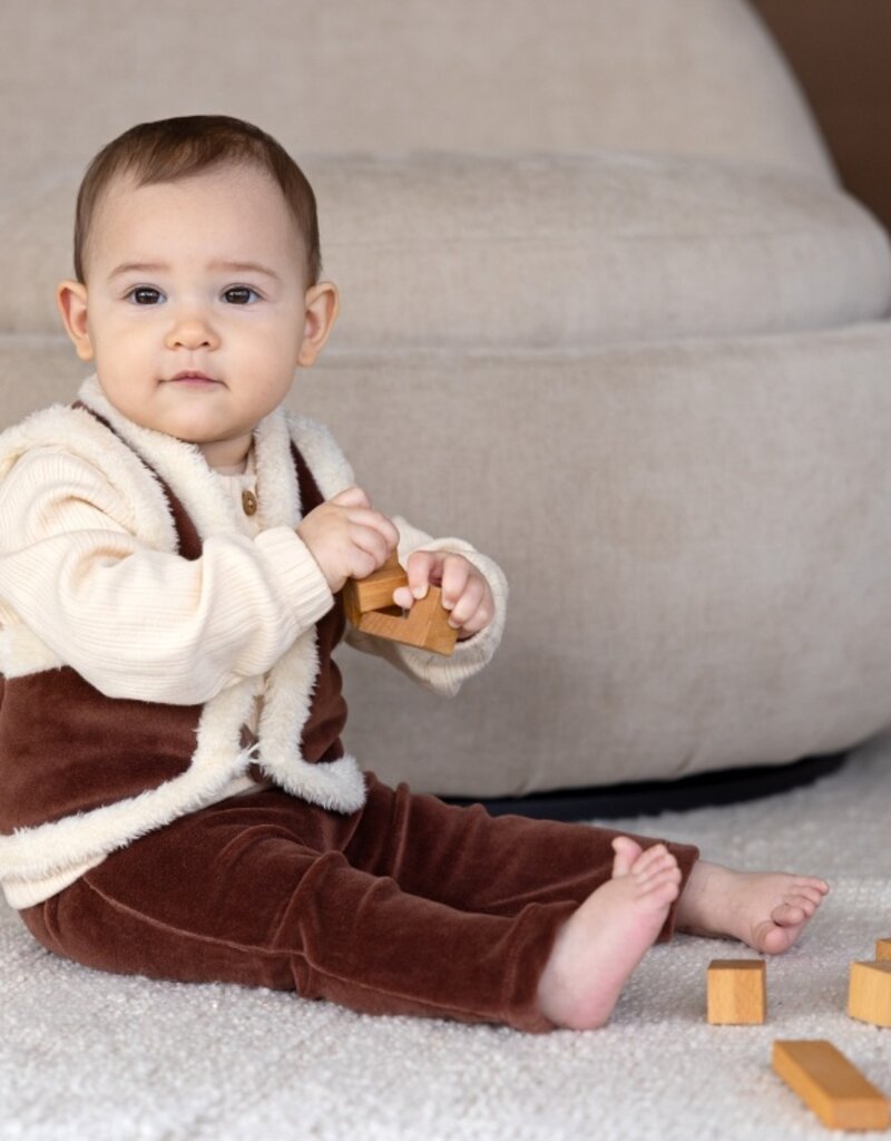 Dirkje Q girls shine brown