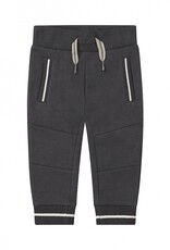 Dirkje Q boys basketball grey