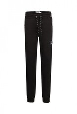 No way Monday Q boys 4 black