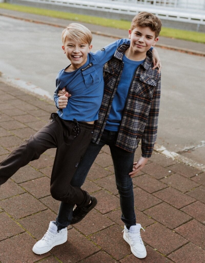 No way Monday Q boys 4 black