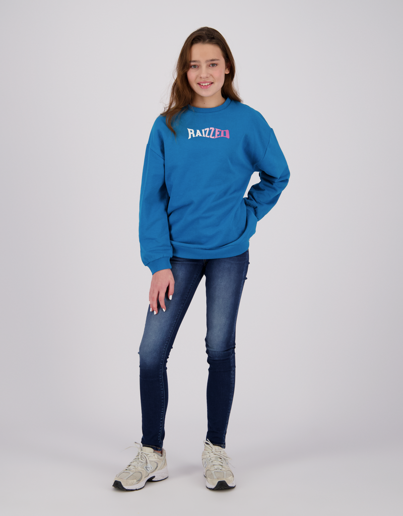Raizzed Neva curious blue