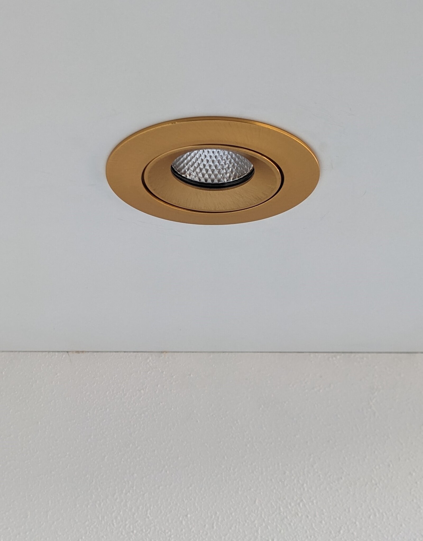 LedLed ADDY led kantelspot rond goud dimbaar - Pro reflector