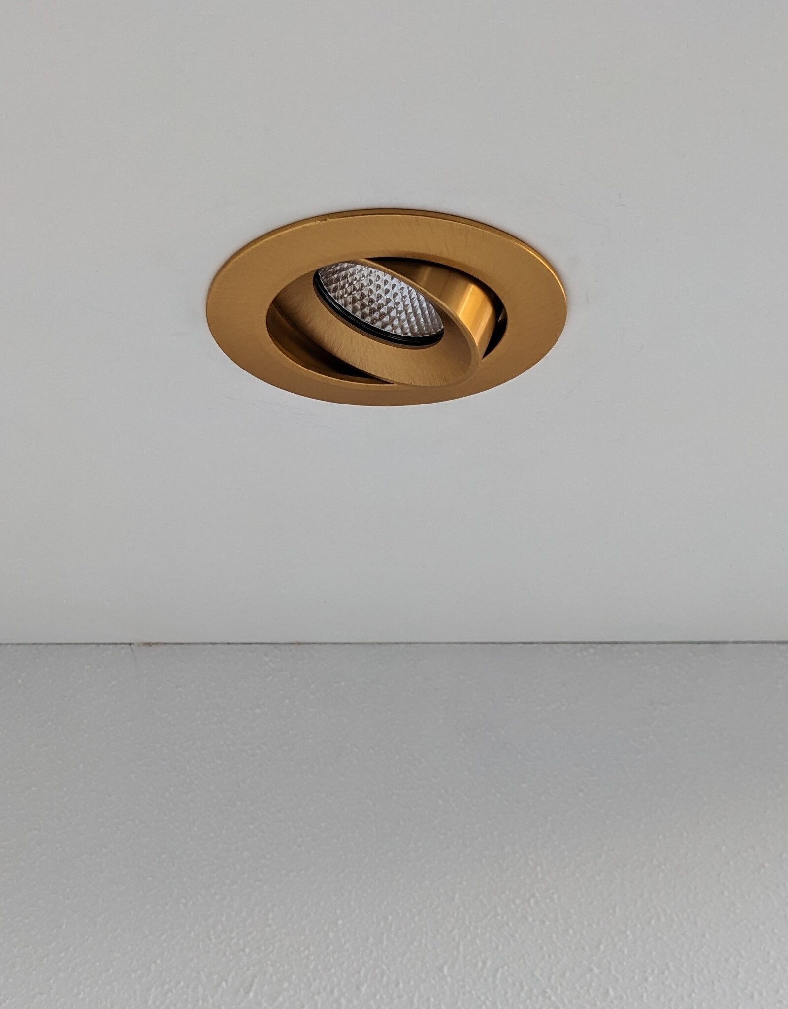 LedLed ADDY led kantelspot rond goud dimbaar - Pro reflector