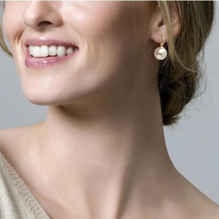 Blush Blush Oorhaken 14k geelgoud met imitatie parel 7050YPW