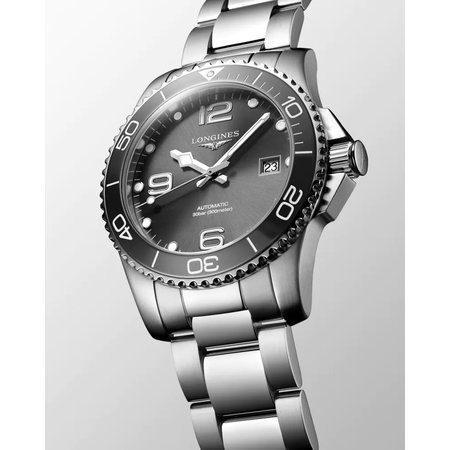 Longines LONGINES HydroConquest Ceramic 41mm Automatic L3.781.4.76.6