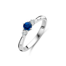 HuisCollectie Mrs.Janssen Ring 14k witgoud met blauw saffier en 0.10ct diamant 611168