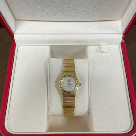 Omega PRE-OWNED OMEGA Constellation 18k Goud 22.5mm 1162.70.00