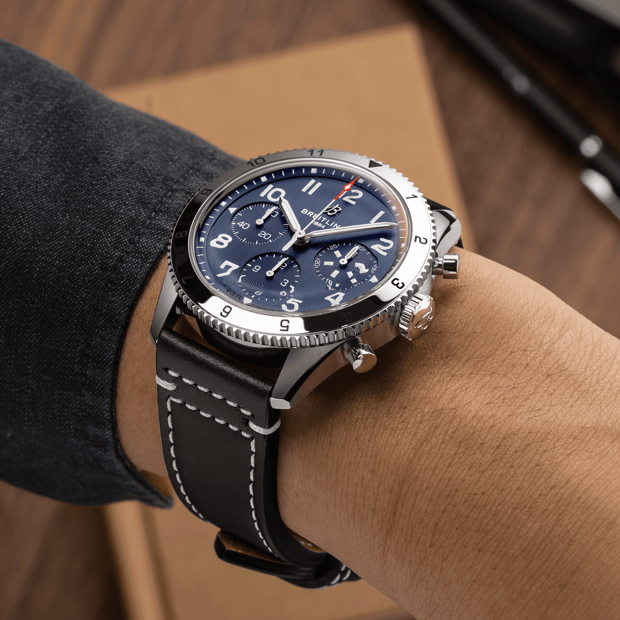 BREITLING Super Avi Chronograph 42mm A233801A1C1X1 Juwelier van
