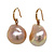 Mrs.Janssen Mrs.Janssen Oorhangers 18k roségoud met Rosé Barok Zoetwaterparel 17x15mm 610564