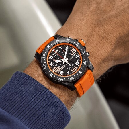 Breitling Breitling Endurance Pro Orange 44mm X82310A51B1S2