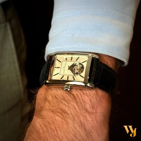 Frederique Constant FREDERIQUE CONSTANT Classics Gents Heartbeat 29x40mm FC-311S4C6