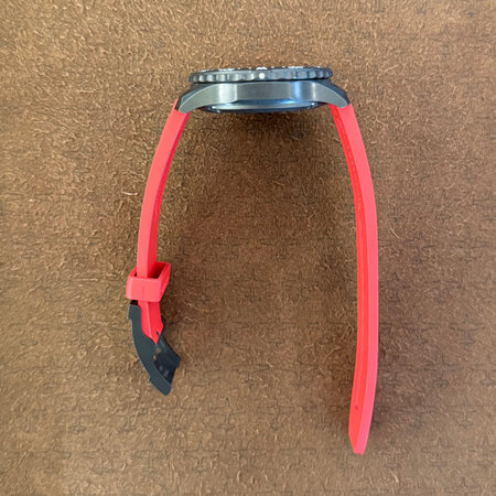 Breitling PRE-OWNED Breitling Endurance Pro Red 44mm X82310D91B1S1