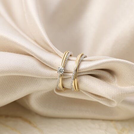 Katinka Berretty Katinka Berretty Ring Elegant Xpression Small 14k geelgoud met diamant 06RGW067BR