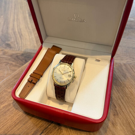 Omega PRE-OWNED OMEGA Seamaster DeVille 14k Goud  34mm Automatic 166.020