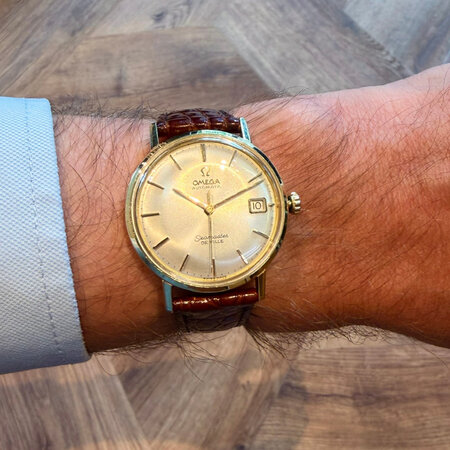 Omega PRE-OWNED OMEGA Seamaster DeVille 14k Goud  34mm Automatic 166.020