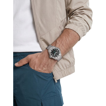 TAG Heuer TAG Heuer Aquaracer Professional 200 Solargraph 40mm WBP1184.BF0008
