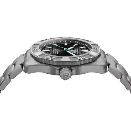 TAG Heuer TAG Heuer Aquaracer Professional 200 Solargraph 40mm WBP1184.BF0008