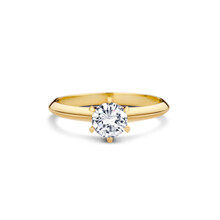 R&C R&C Ring Signature Solitair 18k Geelgoud met diamant RIN6004M-0.50TWVS-18G