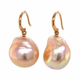 Mrs.Janssen Mrs.Janssen Oorhangers 18k roségoud met Rosé Barok Zoetwaterparel 17x15mm 610564