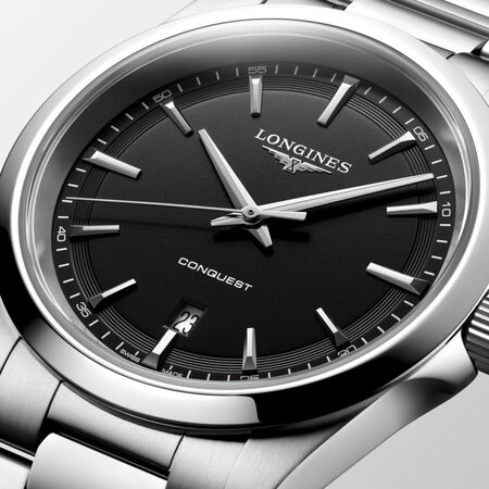 Longines  LONGINES Conquest Quartz 41mm L3.860.4.52.6