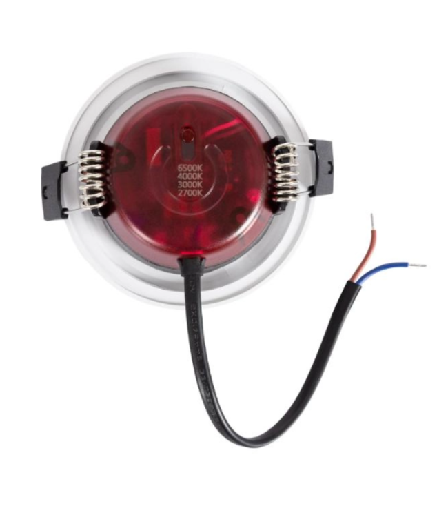 Spot encastrable CCT dimmable blanc IP65 8W salle de bain scie 70mm