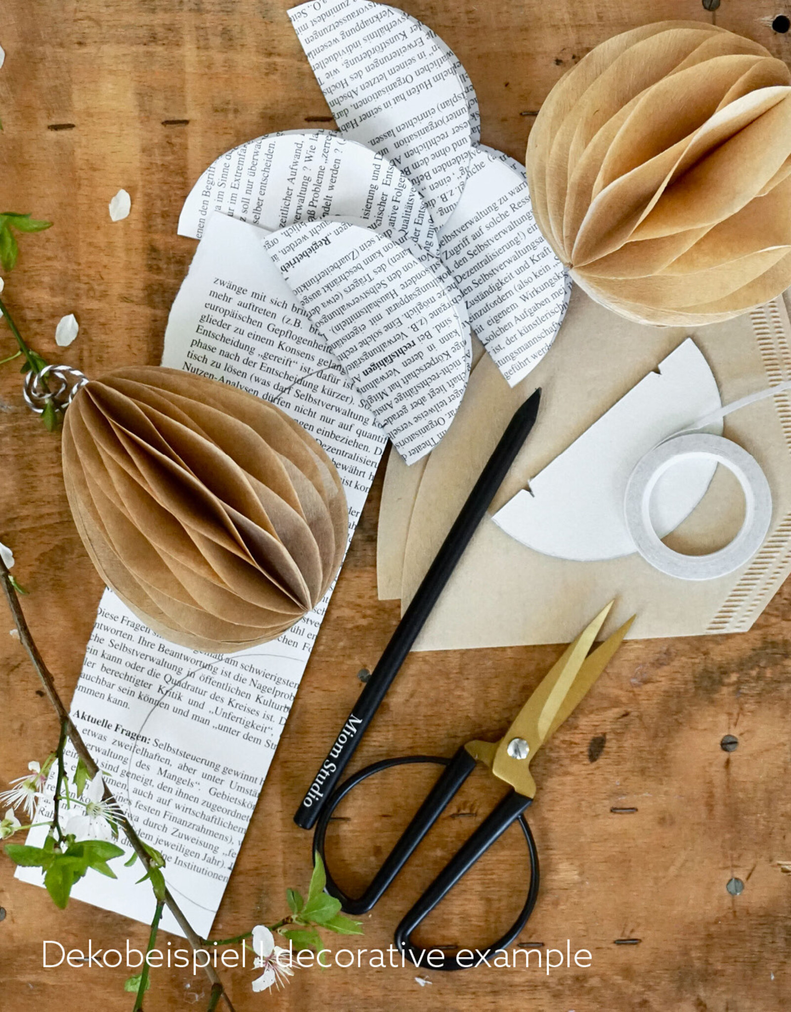 DIY Set Honeycomb Ball Upcycling Set