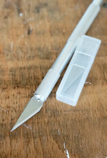 Cutting Knife/Scalpel with 6 blades Cutting Knife/Scalpel with 6 blades