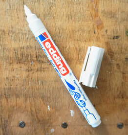 Pastel pencil I white I edding