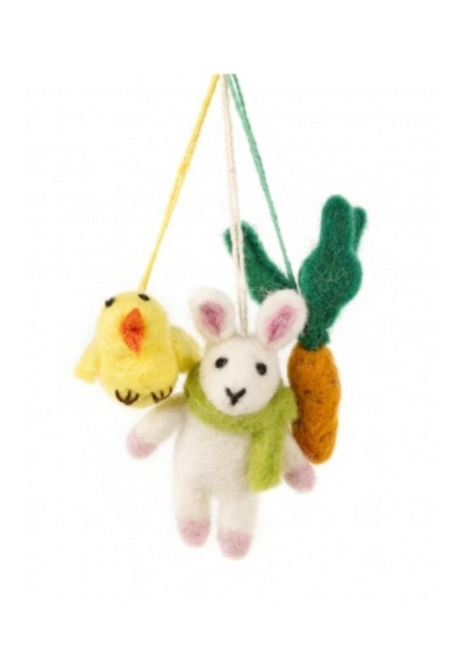Felt so good drie vilten hangertjes: haasje, kuiken en wortel