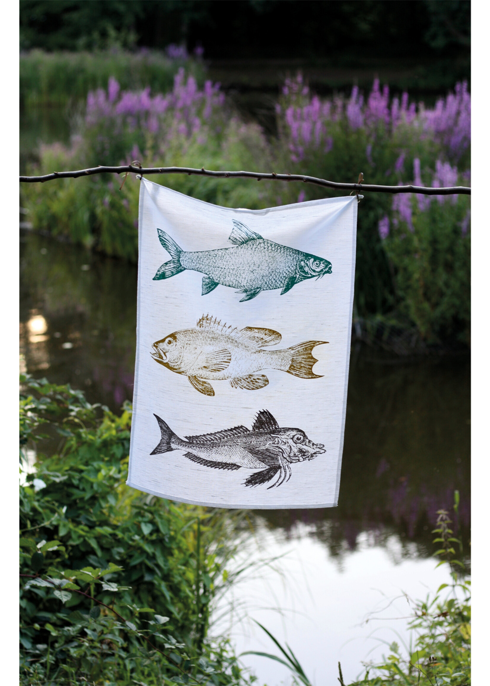 Frohstoff halflinnen theedoek met drie vissen