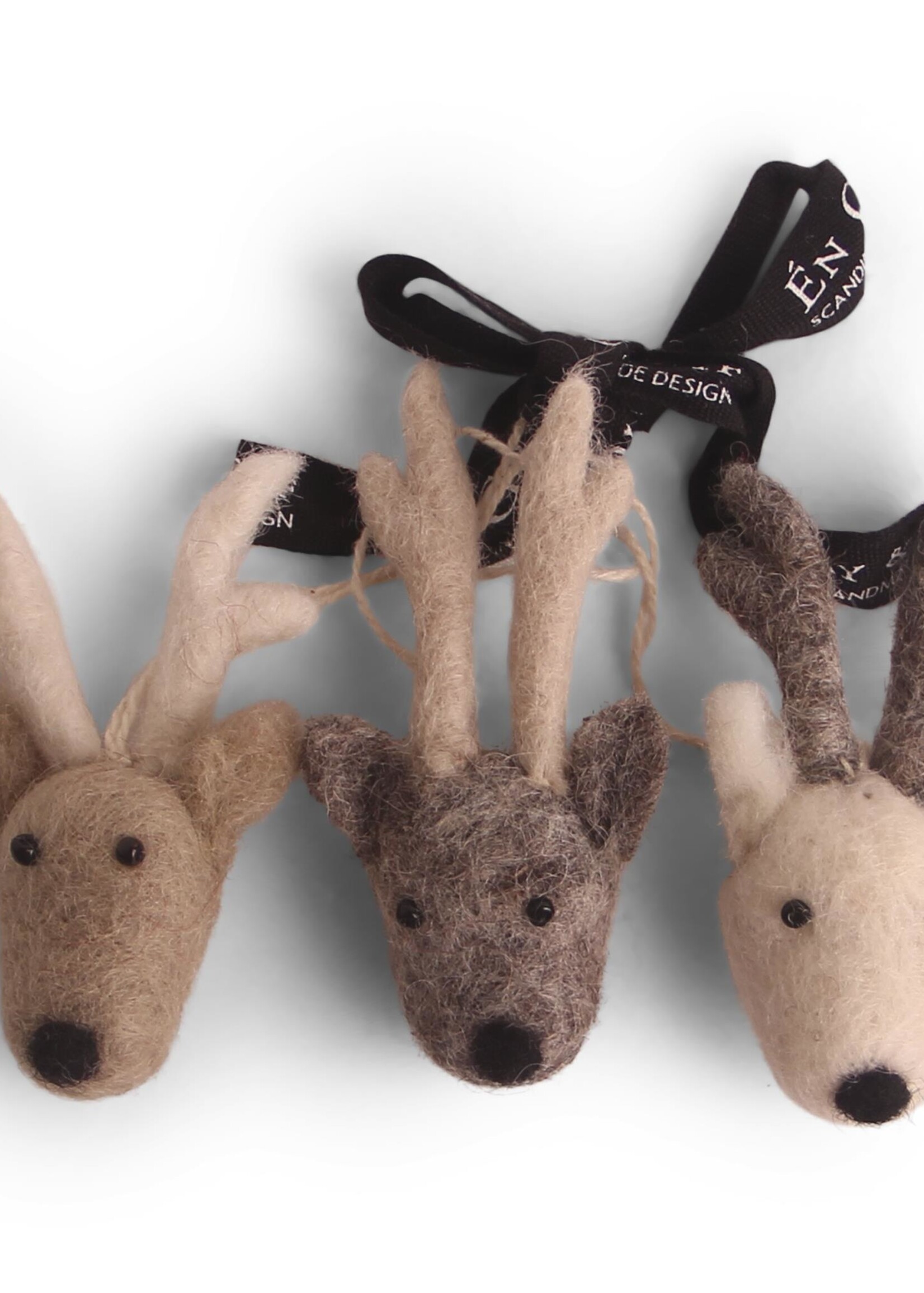 Én Gry & Sif drie handgemaakte vilten rendier gezichten - bruin en grijs - kerstboom decoratie hangertjes